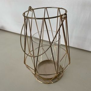 Lantern shaped candle holder